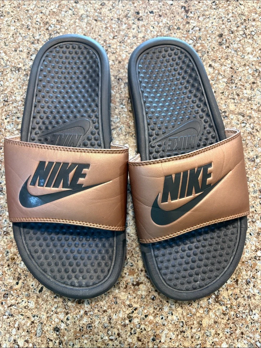 Nike Rose Pink Slide Sandals - size 7